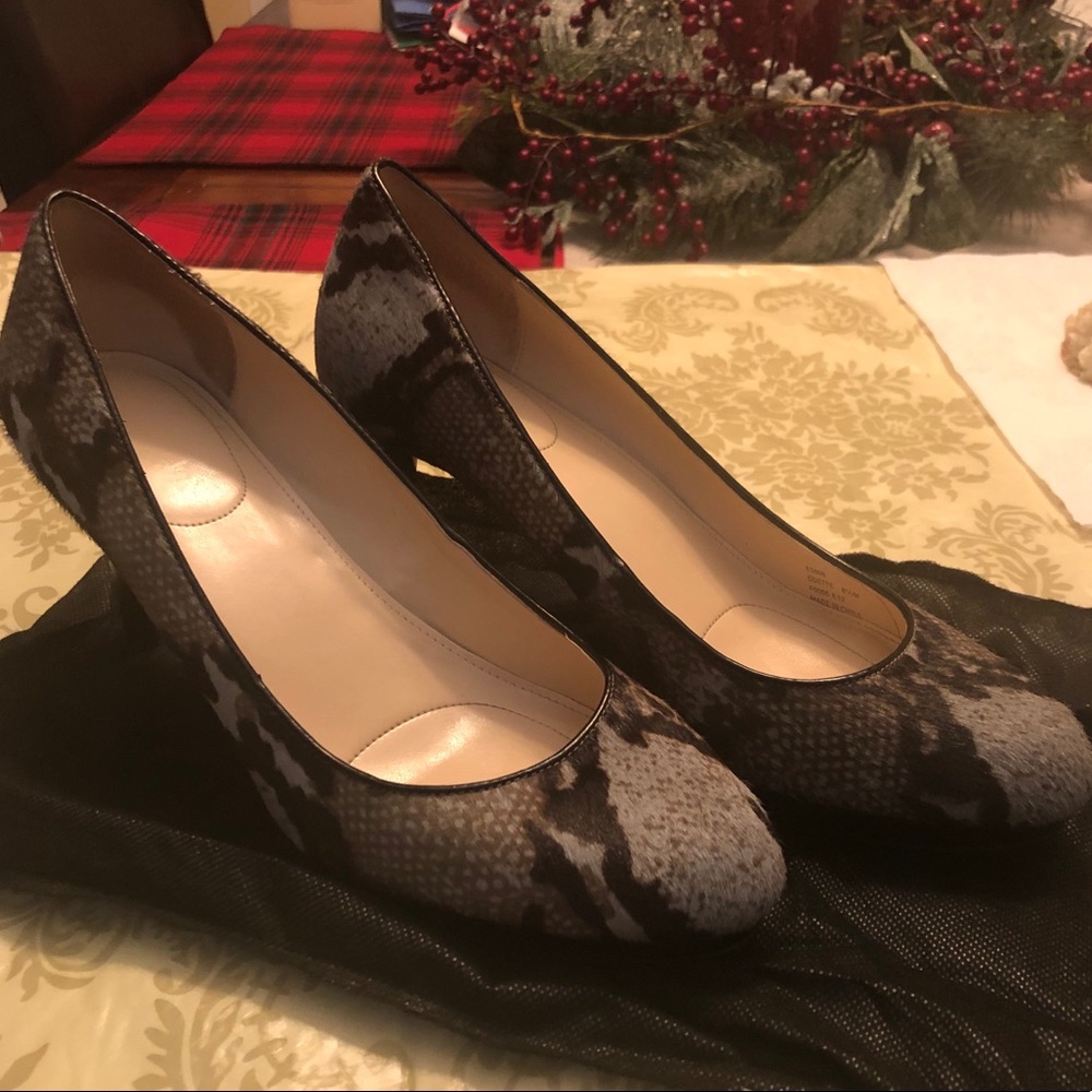 Calvin Klein women heels Sz 8.5